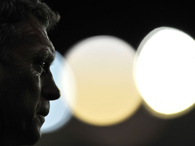 David Moyes watched Everton produce a poor performance in a goalless first half against Southampton