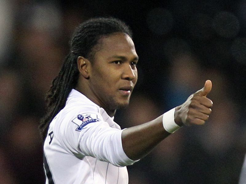 Hugo Rodallega puts Fulham back in front after Kevin Nolan had equaliser for the Hammers