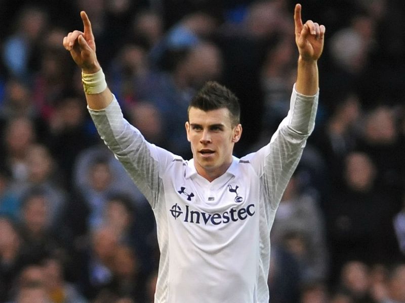 Tottenham give Coventry a footballing lesson at White Hart Lane, as a Dempsey double and a goal from Gareth Bale leads AVB's men to a 3-0 win.