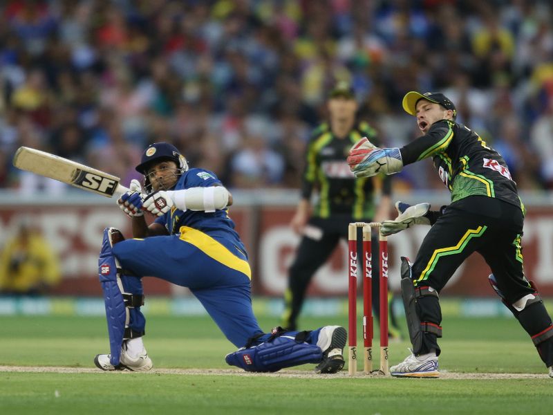 Mahela Jayawardene steadied the innings with a superb 61 not out. Sri Lanka made 161/4.