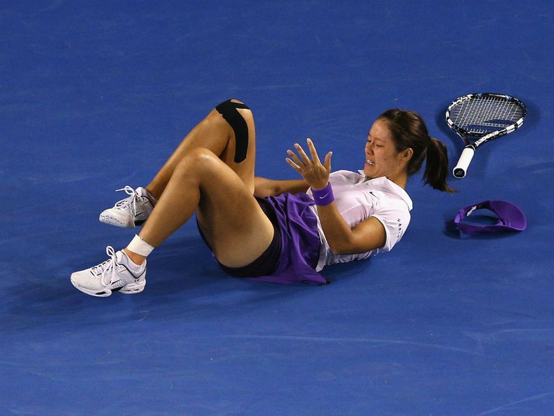 Li then required treatment after going over on her left ankle