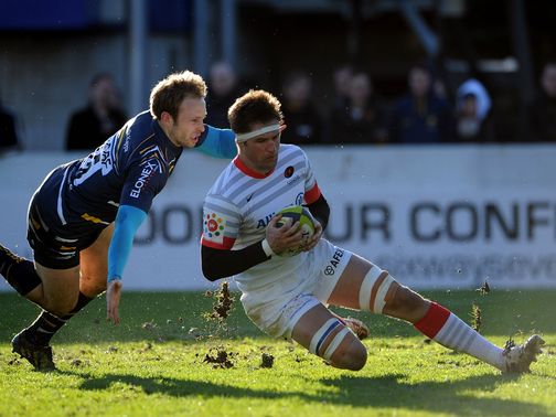 Ernst Joubert scores his early try