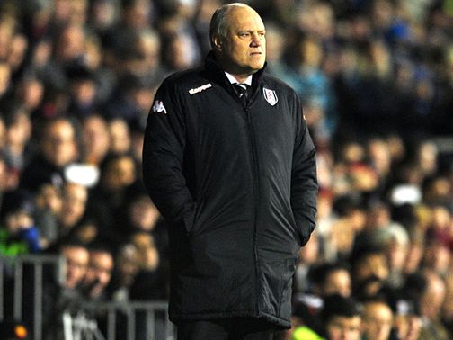 Jol says team spirit will help Fulham beat the drop