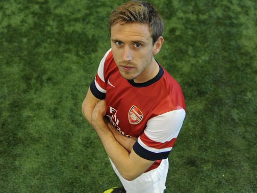 Nacho Monreal: Won't solve problems alone