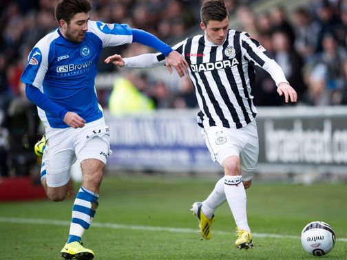 Michael Doughty closes down Graham Carey.