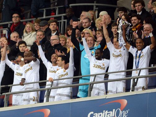 Swansea beat Bradford 5-0 to win the League Cup
