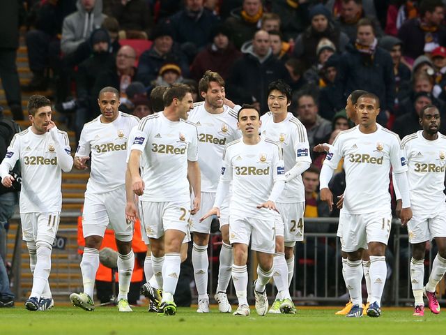 Swansea beat Bradford 5-0 to win the League Cup