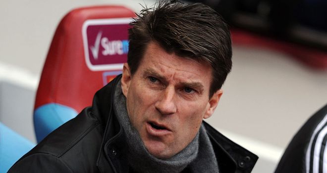 Michael Laudrup: Swansea boss wants his side to stay committed until end of season