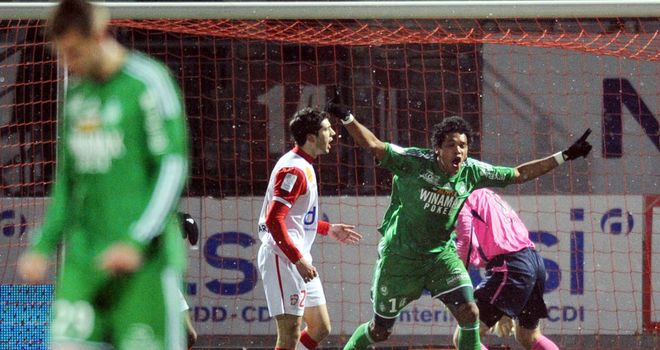 Brandao gives St Etienne the lead