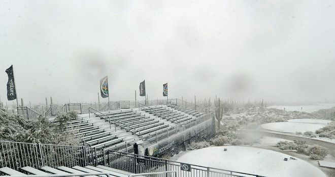 The scene at the first tee in Arizona