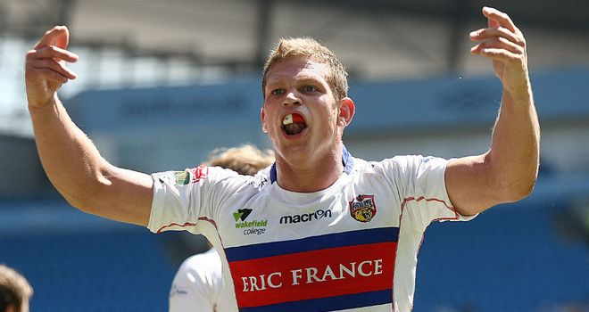 Peter Fox: scored Wakefield's third try as they cashed in on the sin-binning of Graeme Horne