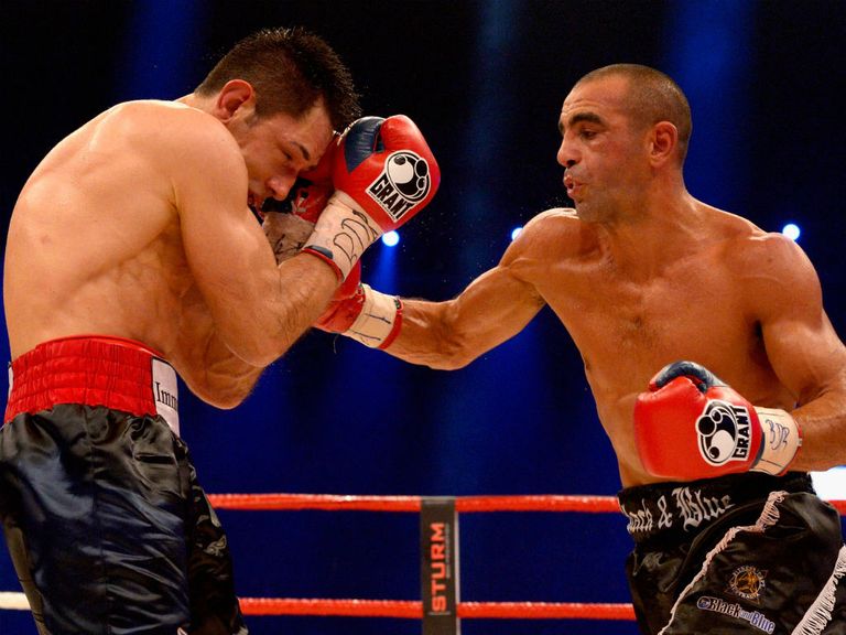 Sam Soliman (R): Claimed a unanimous points win over Felix Sturm