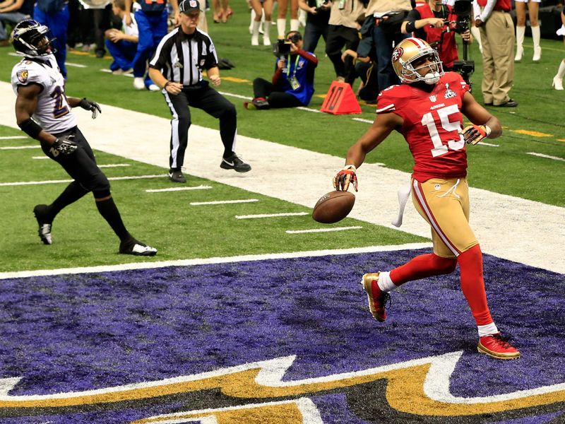 When power was restored, San Francisco scored 17 points in just over four minutes, starting with a Michael Crabtree touchdown catch
