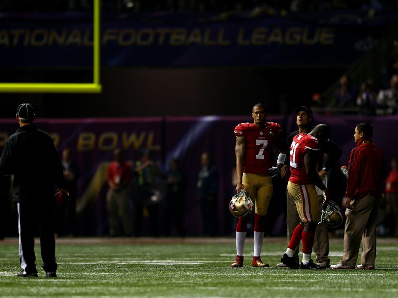 Play was delayed for 35 minutes by a power cut at the Superdome