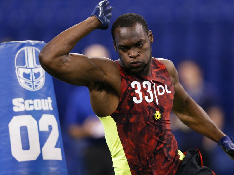 Barkevious Mingo goes through some drills at the NFL Combine