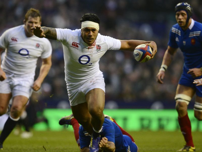 Manu Tuilagi surges clear to score for England