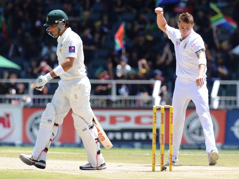 Dale Steyn used the new ball to great effect, dismissing Misbah-ul-Haq for 64.