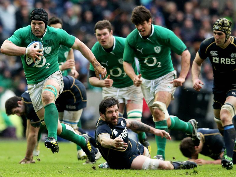But O'Brien is back on his feet and breaks through the tackle from Jim Hamilton