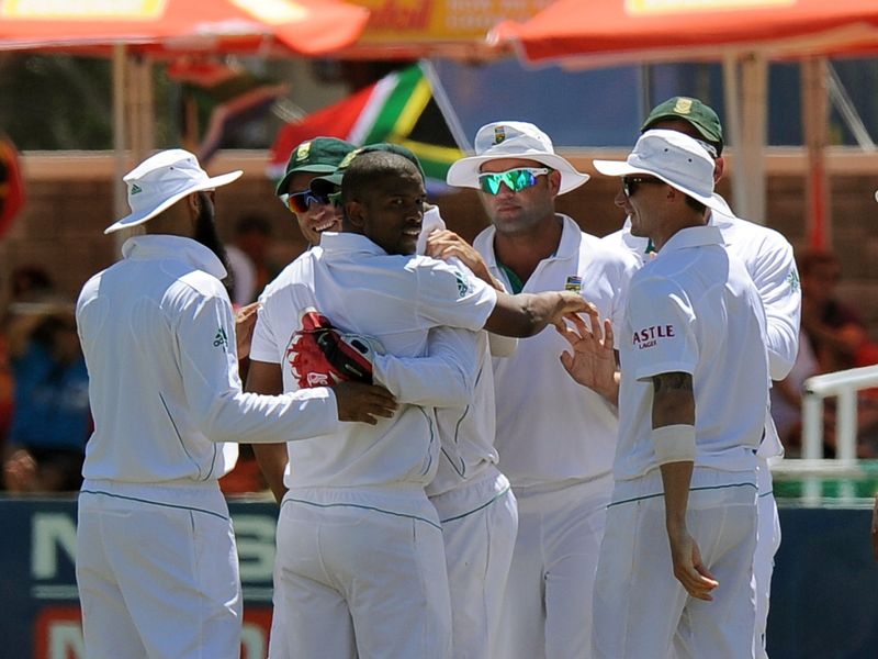 Vernon Philander struck thrice before lunch as Pakistan collapsed.