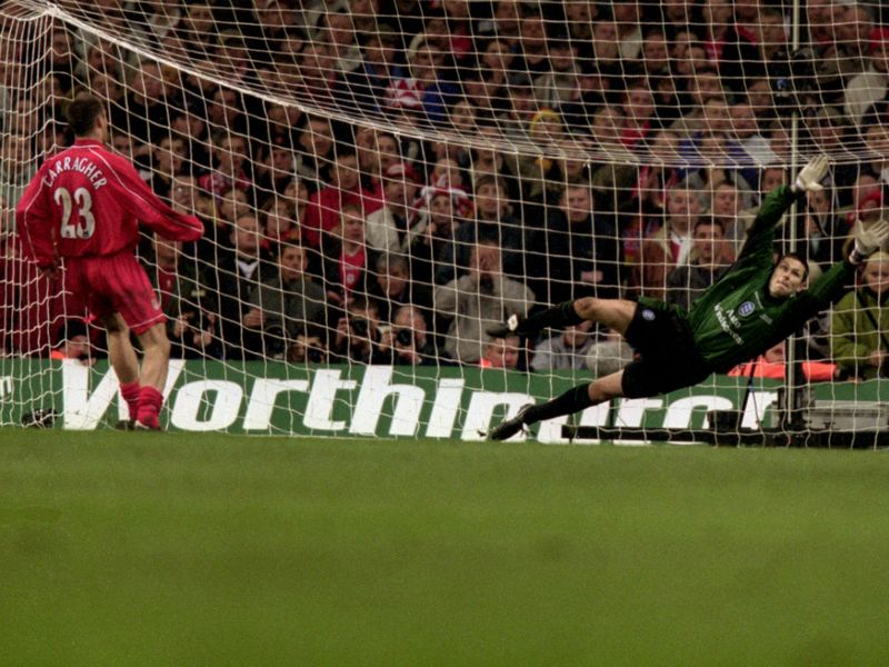 Carragher scores his penalty in the shoot-out win over Birmingham in the Worthington Cup final