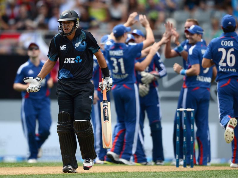 Ross Taylor fell in controversial circumstances.