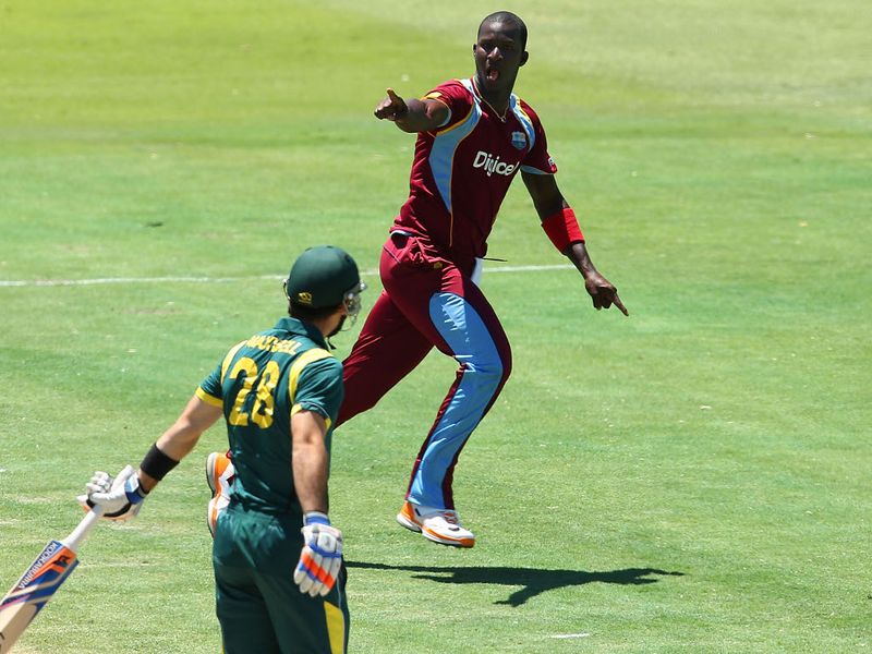 Sammy secured three key wickets.