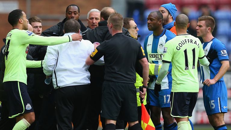 Ugle scenes ensued at the DW Stadium at half-time