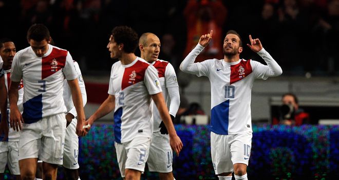 Rafael Van der Vaart: Celebrates his goal against Romania
