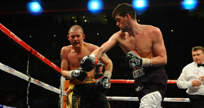 Rocky Fielding (R): Had Wayne Reed in trouble early and often (Image: leighdawneyphotography.com)