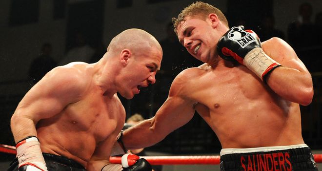 Billy Joe Saunders (r): Hurt Matthew Hall with body shots (pic courtesy of www.leighdawneyphotography.com).