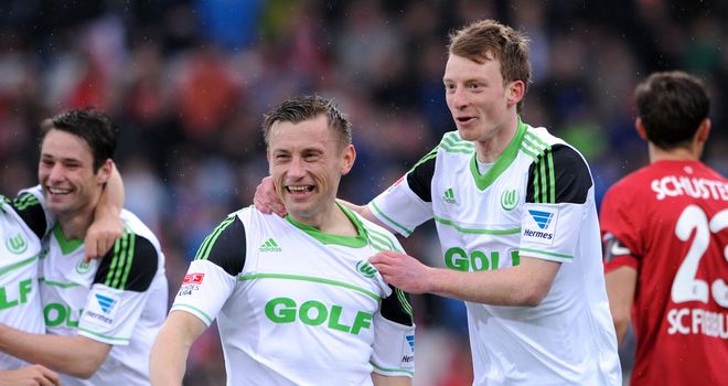 Ivica Olic scored two goals for Wolfsburg
