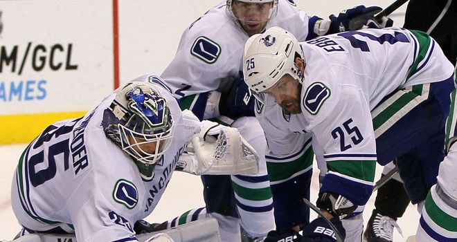 Goaltender Cory Schneider had another storming game for the Canucks