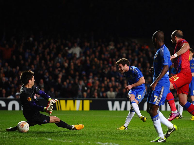 Juan Mata scores the opening goal of the night at Stamford Bridge to restore parity on aggregate