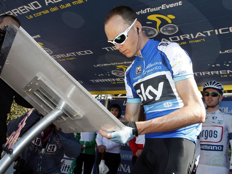 The Maglia Azzurra belonged to Chris Froome who took a 20-second lead into the 209-kilometre test