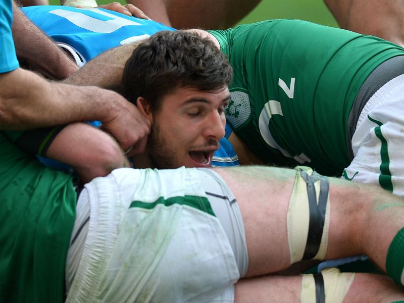 Vital score: Giovanbattista Venditti scores the only try of the game