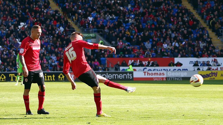 Craig Noone: Scores equaliser from a free-kick