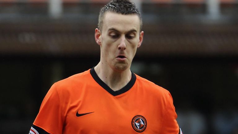 Rory Boulding's last-gasp winner sent Dundee United into the top half of the SPL table