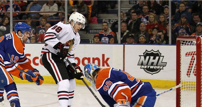 Patrick Kane scores for the Chicago Blackhawks