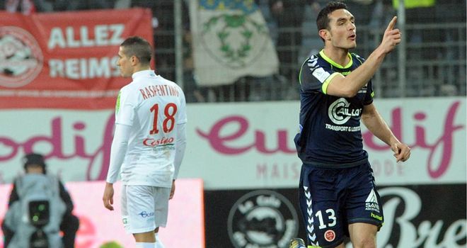 Nicolas Fauvergue celebrates his opener for Reims