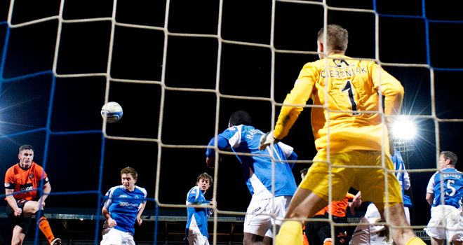 Liam Craig heads home the equaliser in the 93rd minute