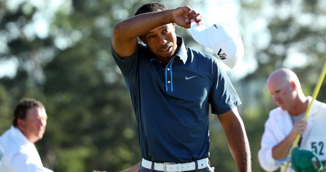 Tiger Woods: Lucky not to be disqualified?