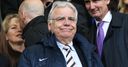 Kenwright has manager idea