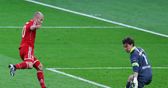 Robben hits late winner