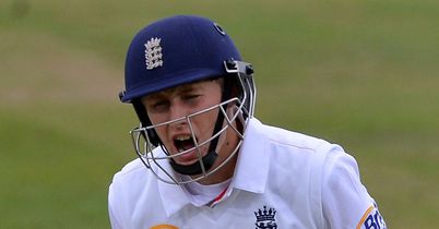 Southee keeps NZ in touch