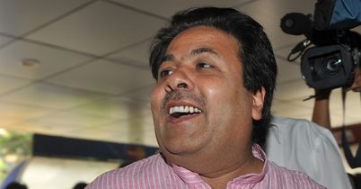 IPL chairman Shukla resigns