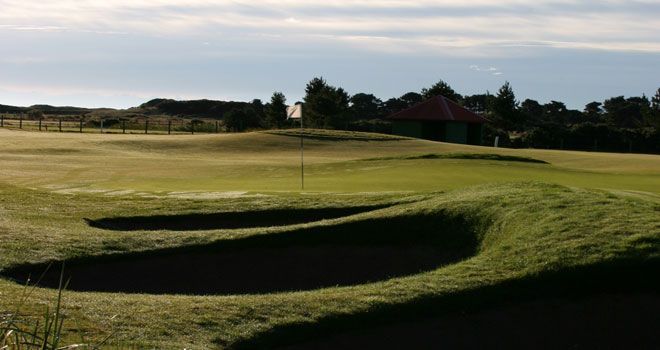 Favourite Hole: The 6th (Hogan's Alley), Carnoustie Golf Links