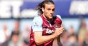 Carroll seals West Ham move