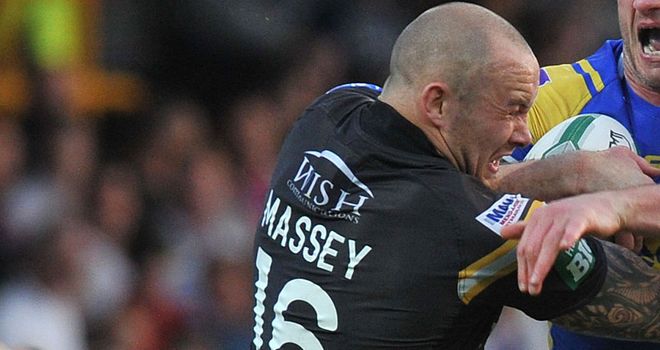 Nathan Massey signs extended 12-month deal at Castleford