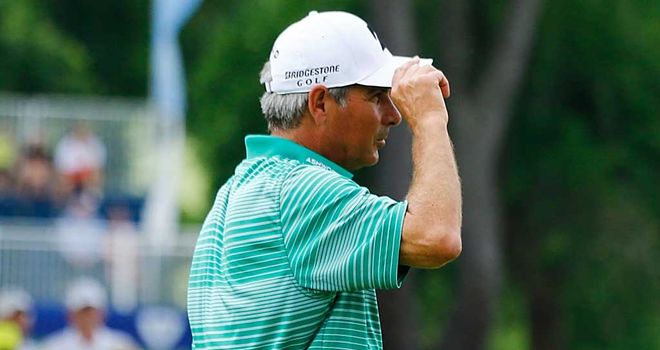 Fred Couples: Clear halfway leader in Senior Players Championship