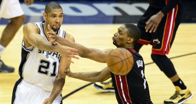 Tim Duncan (L): Has been present for all four of the Spurs' previous titles